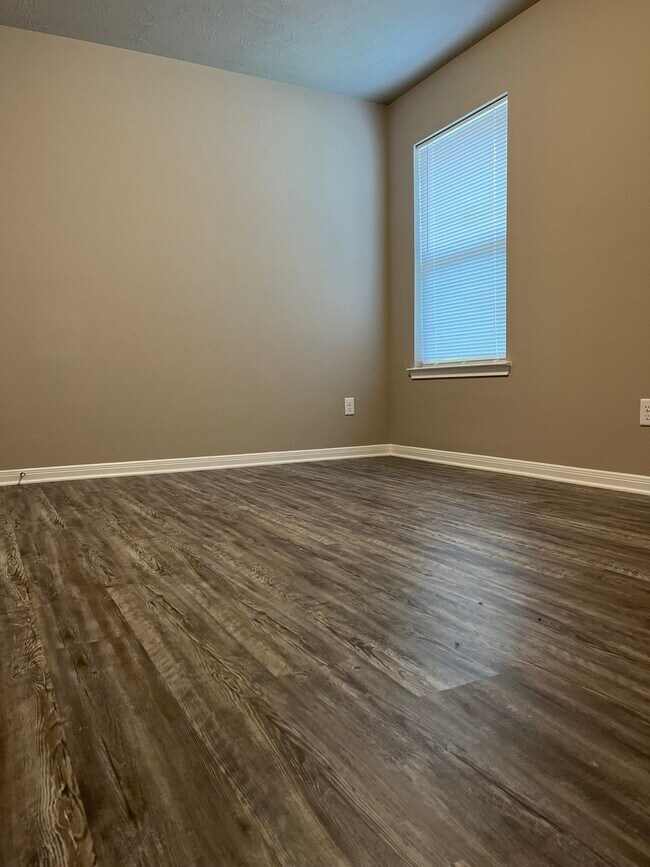 Building Photo - 14364 N Summerchase Cir