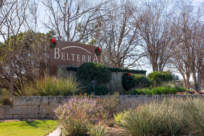 Building Photo - 124 Mendocino Ln