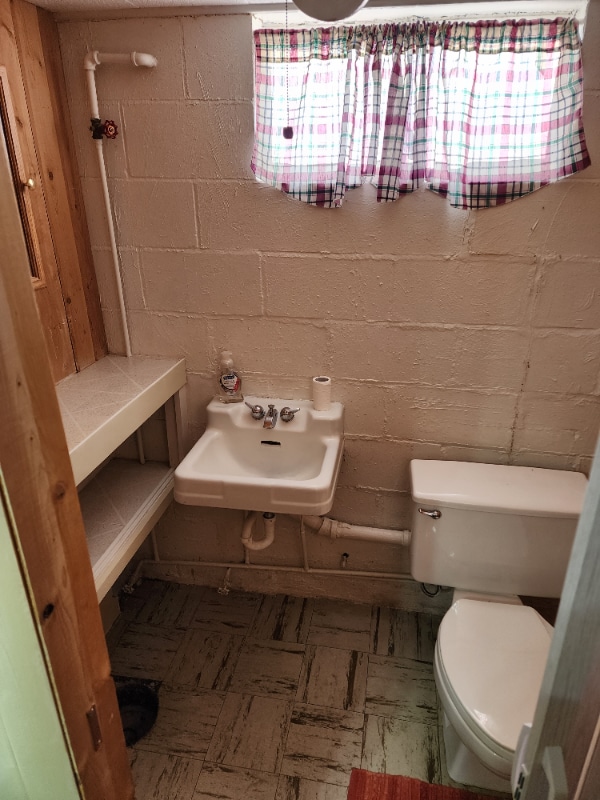 Building Photo - 1319 S 1st Ave