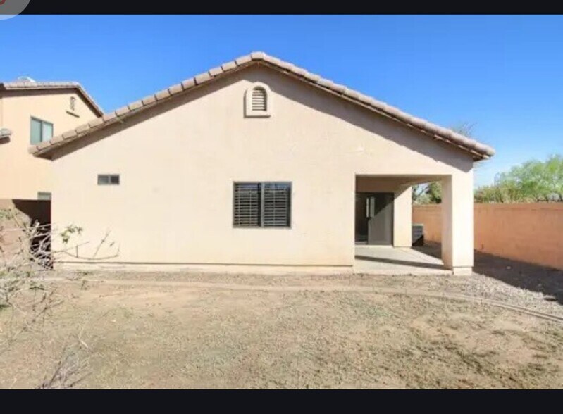 Building Photo - 9072 W Hidalgo Ave