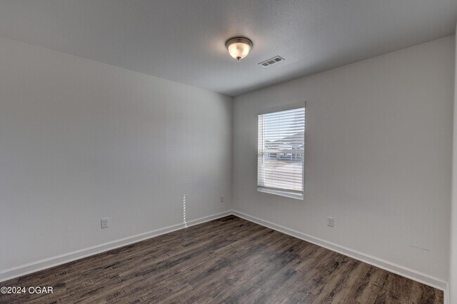 Building Photo - 410 Alex Jordan Dr.