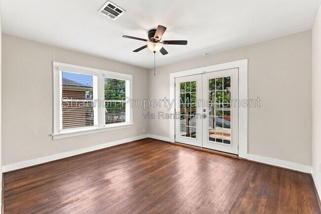 Building Photo - 1518 Ridgewood St