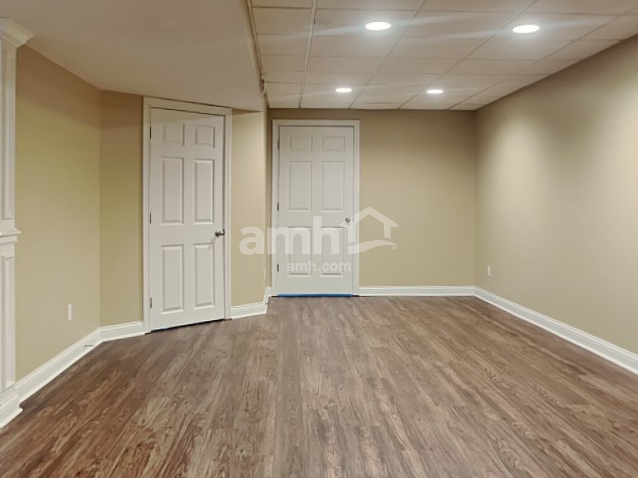 Building Photo - 627 Oak Forge Pl