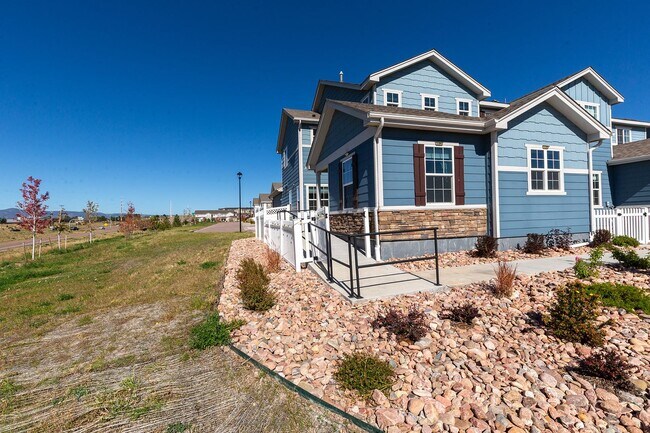 Building Photo - Townhouse For Rent - Wolf Ranch