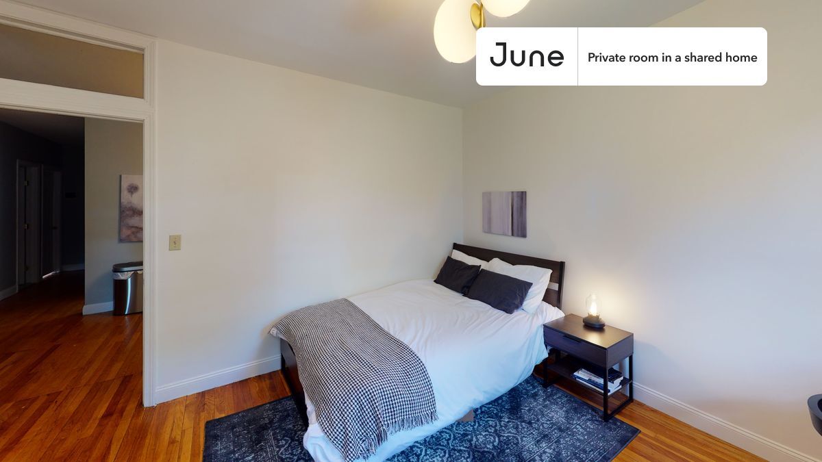 Building Photo - Room in Shared 4 bed/2 bath home