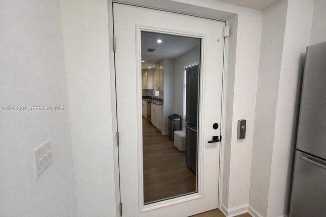 Building Photo - 16932 Calder Dr W