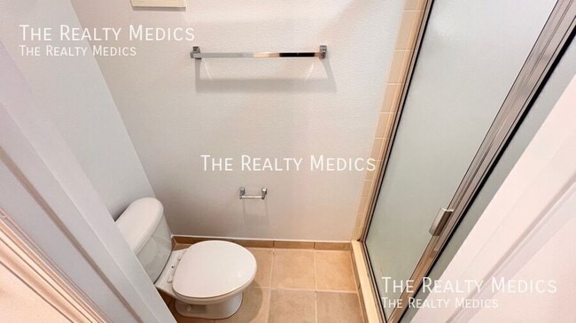 Building Photo - 10278 Regent Park Dr