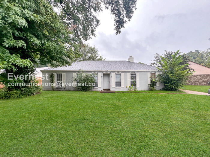 Primary Photo - 3129 Domar St