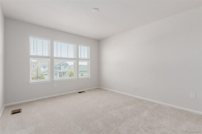 Building Photo - 3827 N Grand Baker Ct