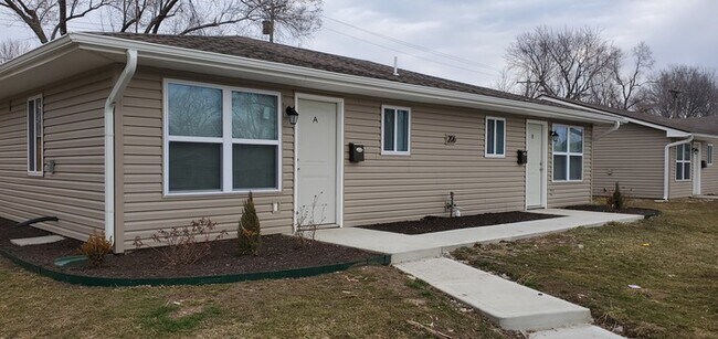 Building Photo - Newly rehabbed 55+ Community in Belton, MO!