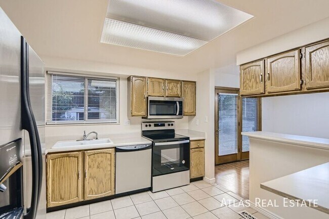 Building Photo - 7240 Roaring Spring Terrace