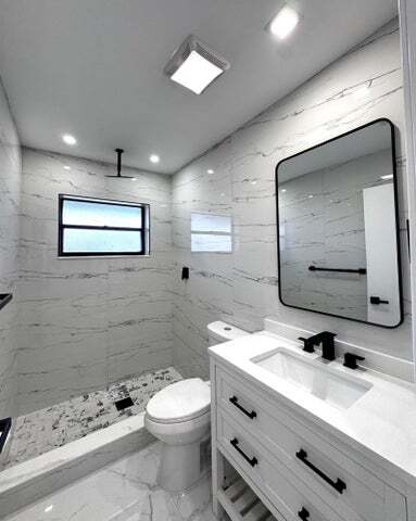 Building Photo - 835 Andrew Redding Rd