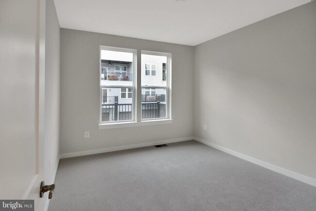 Building Photo - 44615 Wolfhound Sq