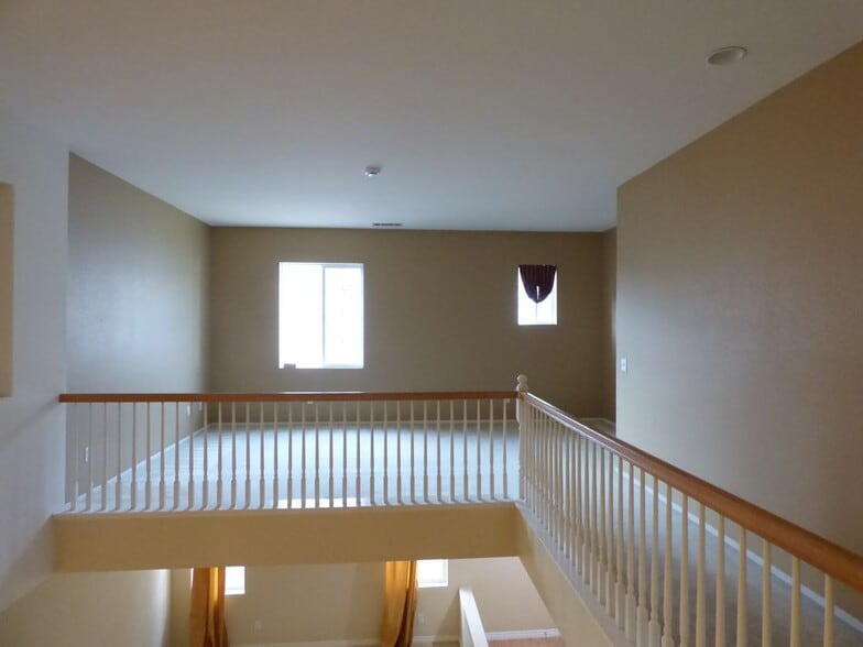 Building Photo - 7238 San Carmela Ct