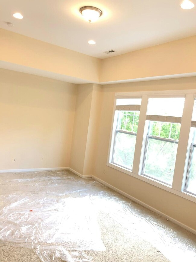 Building Photo - 1306 Alston Forest Dr