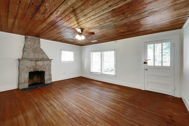 Building Photo - 505 Cherokee Rd