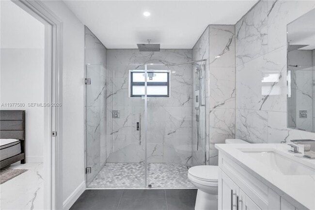 Building Photo - 1608 SW 5th Ct