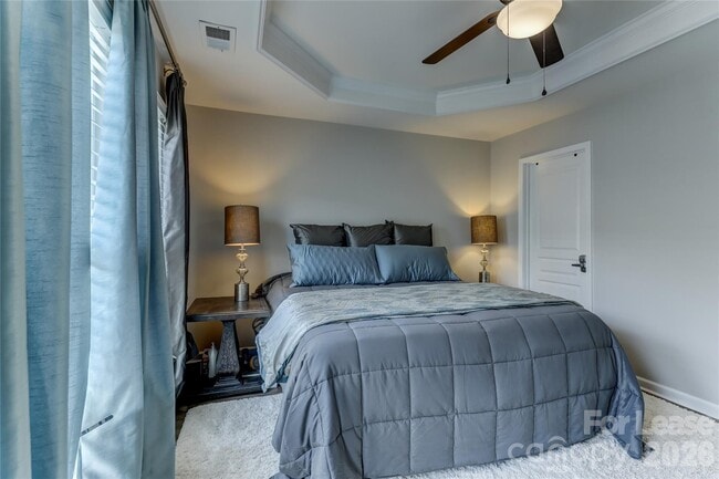 Building Photo - 905 Lyndley Dr