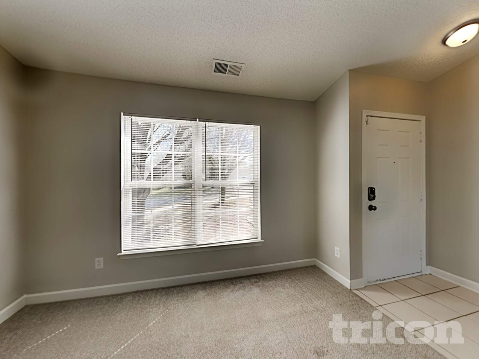 Building Photo - 7117 Red Bud Cir