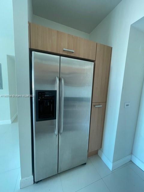 Building Photo - 350 S Miami Ave