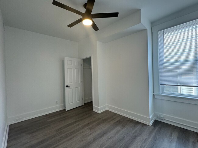 Building Photo - 7 Bed/3 Bath Mins. from UC Campus $750/pp ...