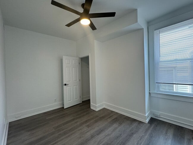 Building Photo - 7 Bed/3 Bath Mins. from UC Campus $775/pp ...
