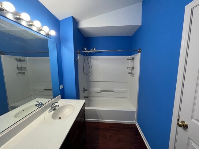 Building Photo - 6924 Clearwater Dr