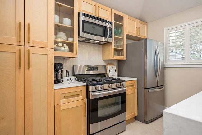 Building Photo - 2947 High Plains Dr