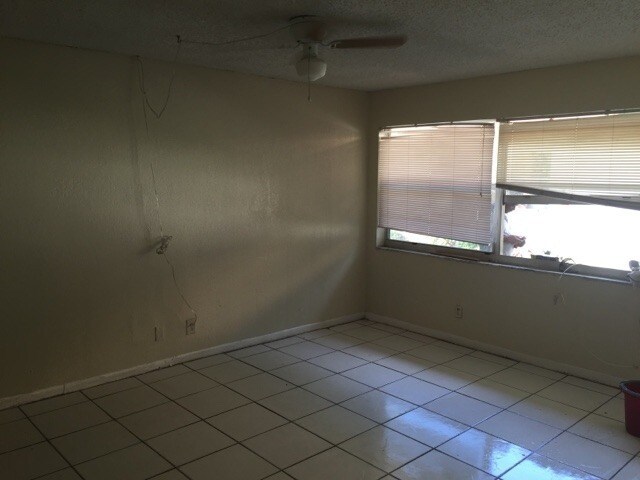 Building Photo - 5212 NW 24th St