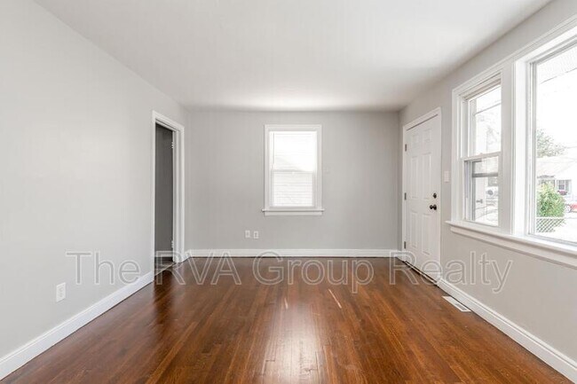 Building Photo - 1407 N 32nd St