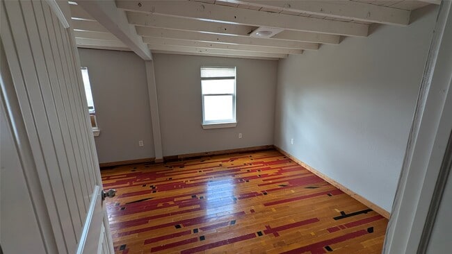 Building Photo - 539 Hoffman St
