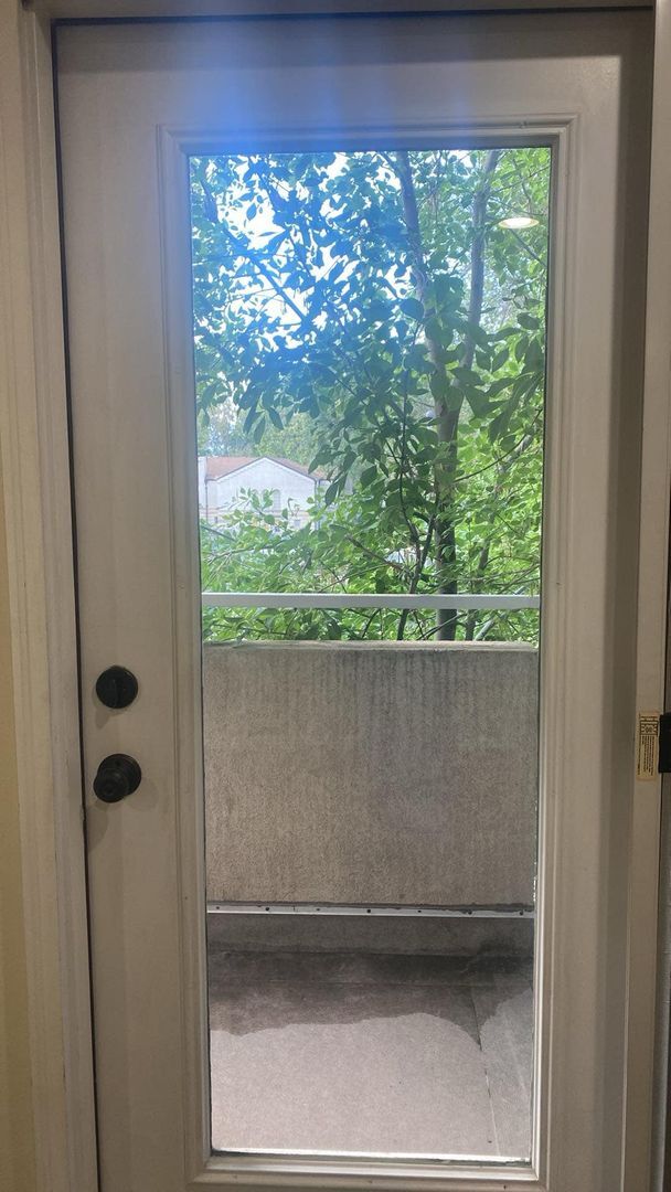 Building Photo - One Bedroom near Utah Valley Hospital, Provo Recreation Center, and BYU!