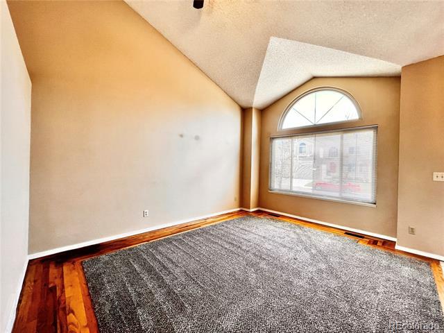Building Photo - 310 Medford Dr