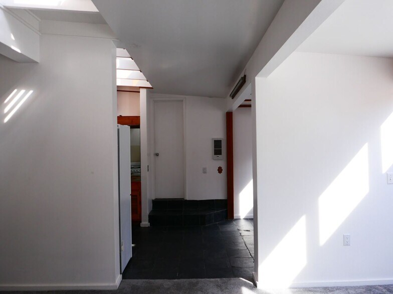 Building Photo - 6456 Surfside Way