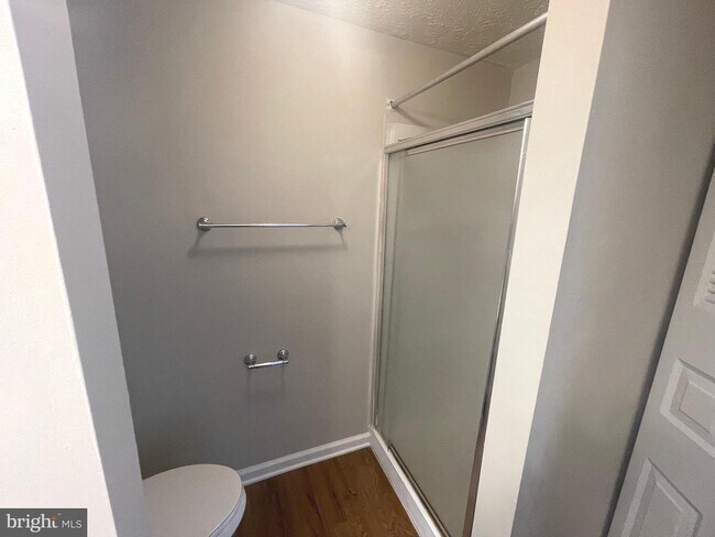 Building Photo - 4216 Dunwood Terrace