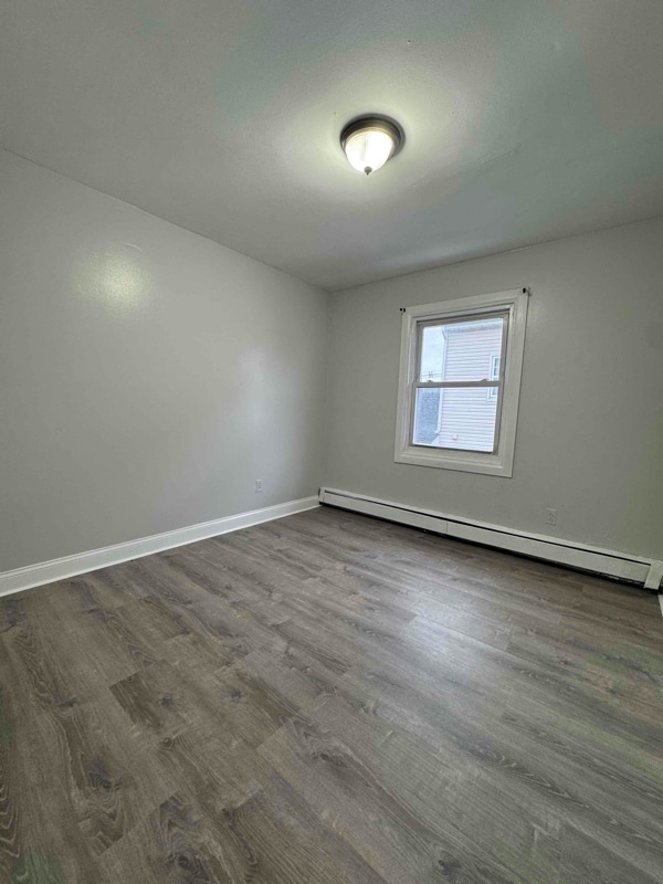 Building Photo - 305 Alpine St