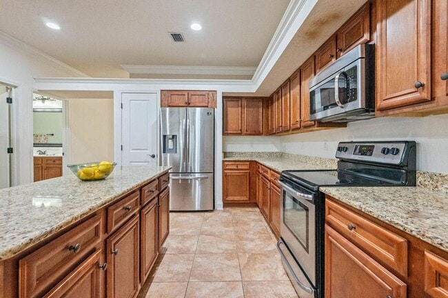 Building Photo - Sprawling 4-BR Niceville Rental with Gourmet Kitchen & 2-Car Garage!