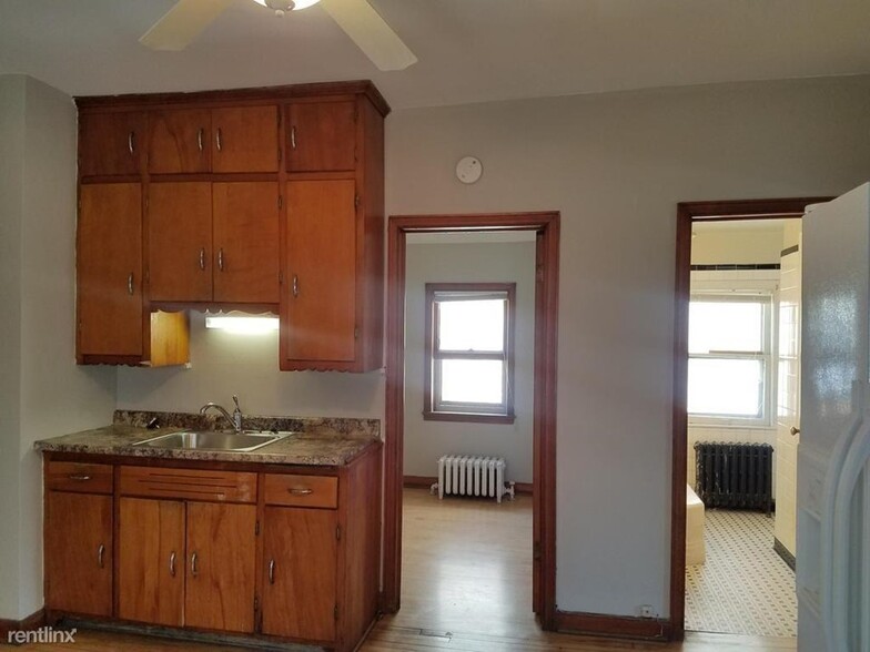 Kitchen - View #2 - 1017 E Brady St