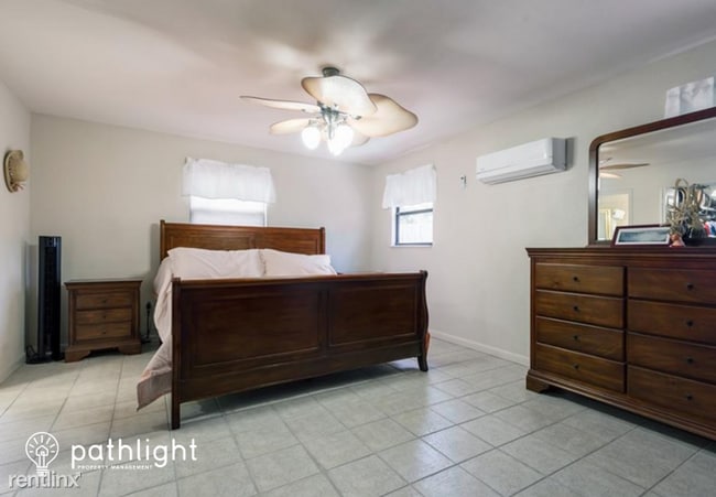 Building Photo - 4 br, 3 bath House - 6735 12th Street Nort...