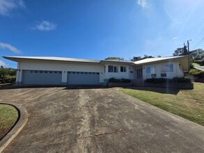 Building Photo - 780 Kekaulike Ave