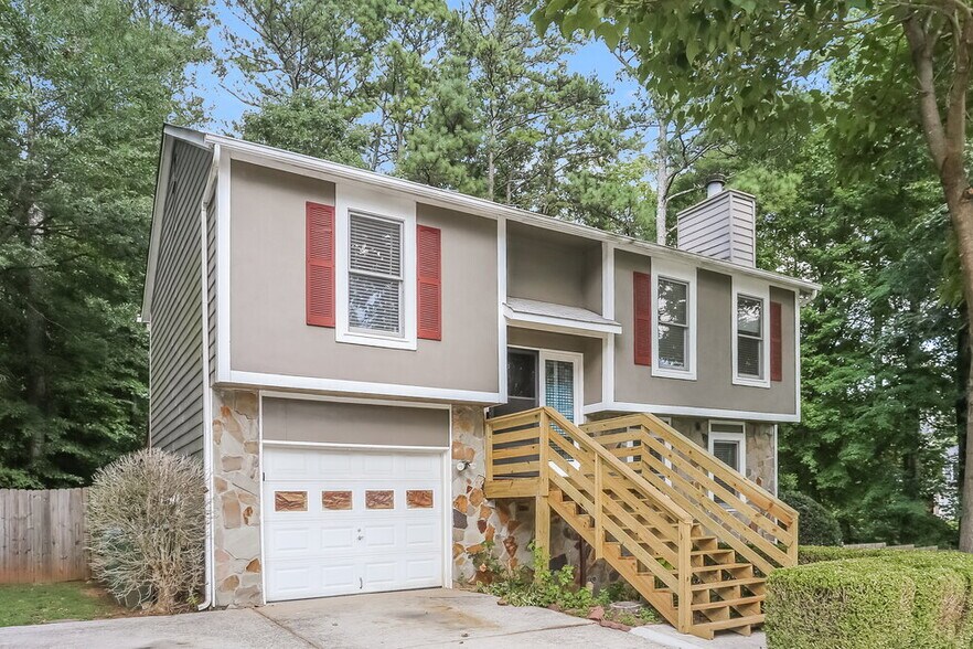 Building Photo - 2400 Boone Pl