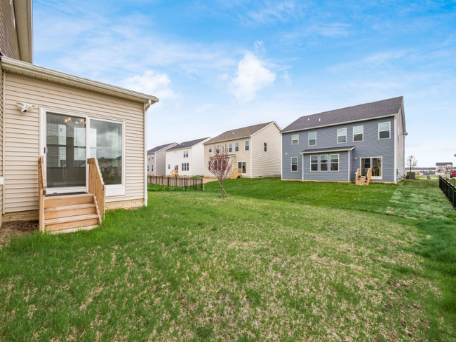 Building Photo - 2235 Acorn Ln