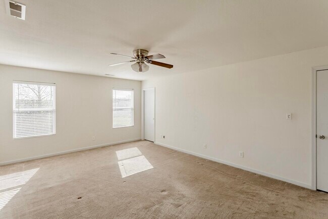 Building Photo - 105 Bayside Ln