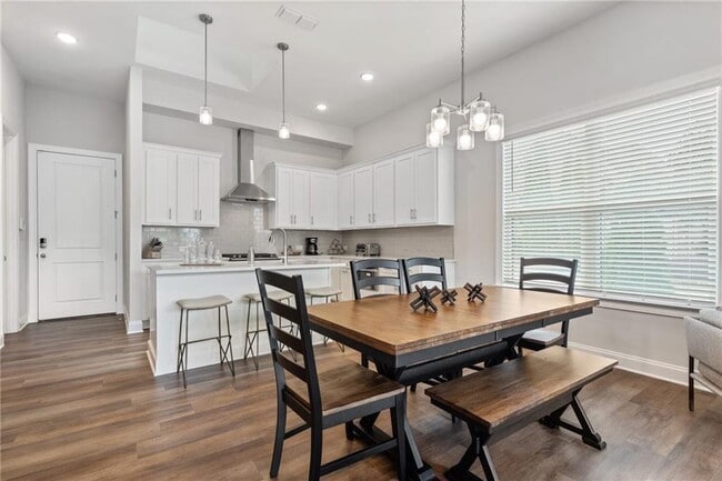 Building Photo - 613 Stickley Oak Way