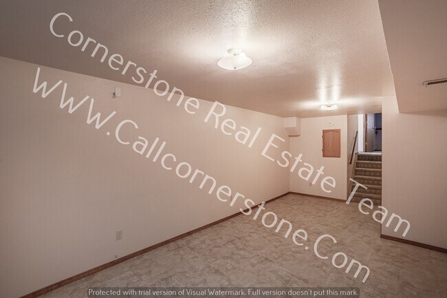 Building Photo - 7715 Chateau Ct