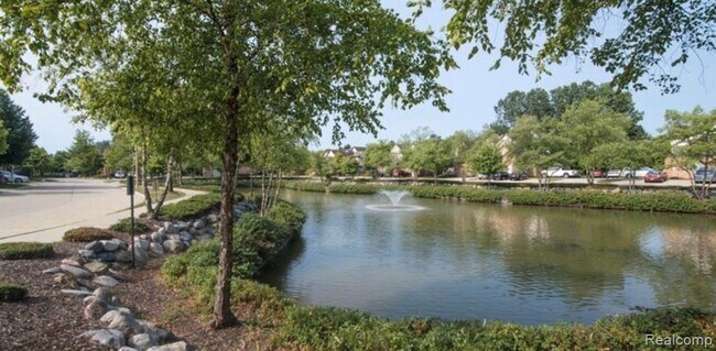 Building Photo - 41475 Copper Creek Dr