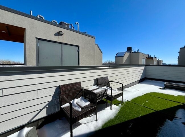 Building Photo - 4176 N Pecos St