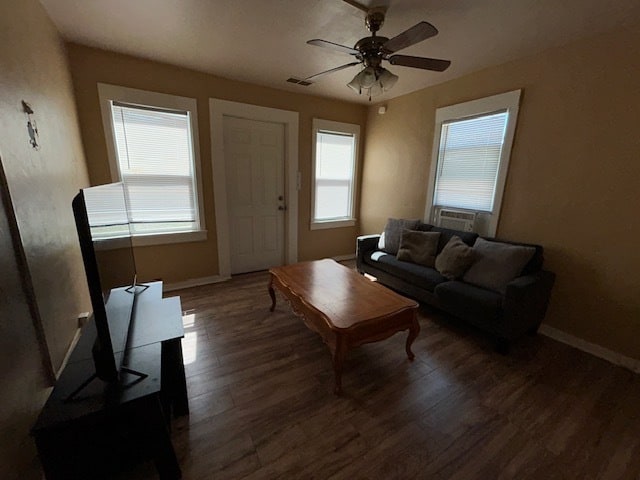 Building Photo - 801 5th St