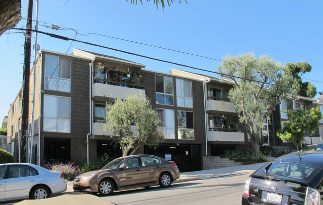 Building Photo - Pier Apartments