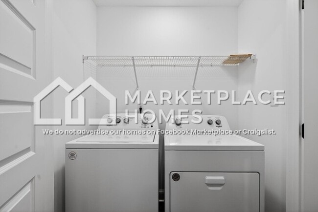 Building Photo - 2235 Perrins Ln